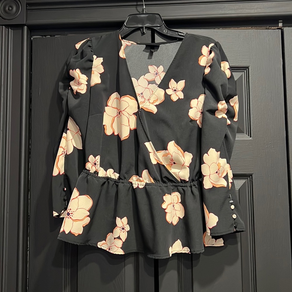 Who what wear V neck peplum top